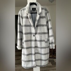 Haute Monde Gray and White Striped Fluffy Coat.